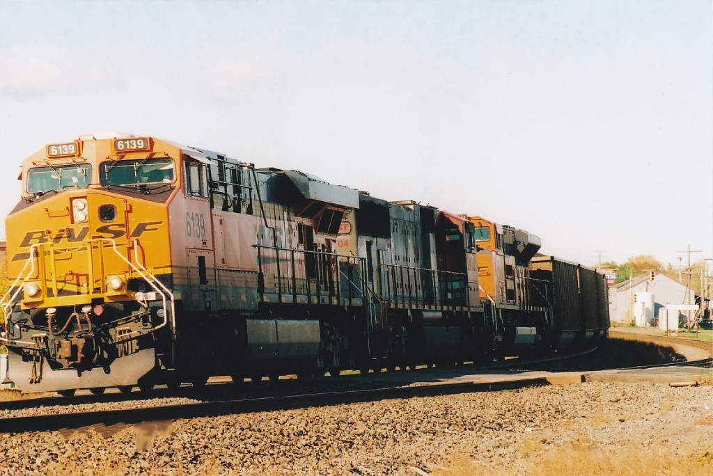 BNSF 6139 East